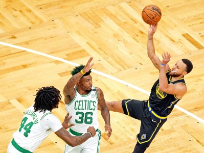 乐动体育官网入口-繁忍队成功晋级NBA总决赛，球员兴奋不已的简单介绍