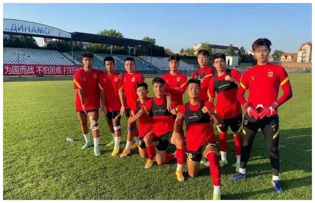 包含不怕困难，亚洲球队敢于抗争的词条